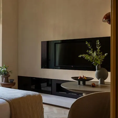 The Newel Psychiko 5* Athene